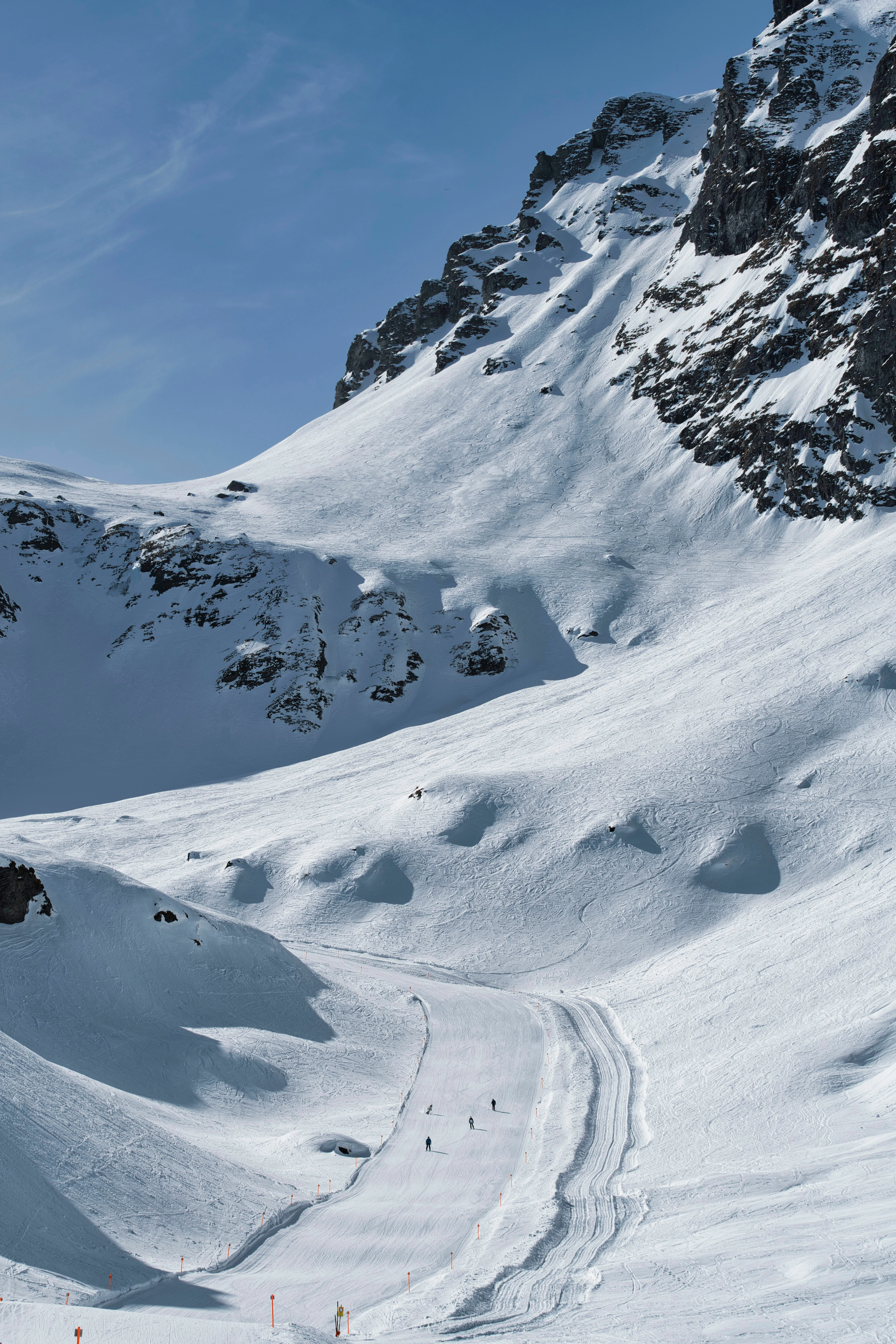 piste rechts berg